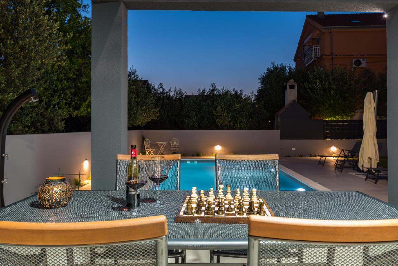 Holiday House Vito Zara Esterno foto
